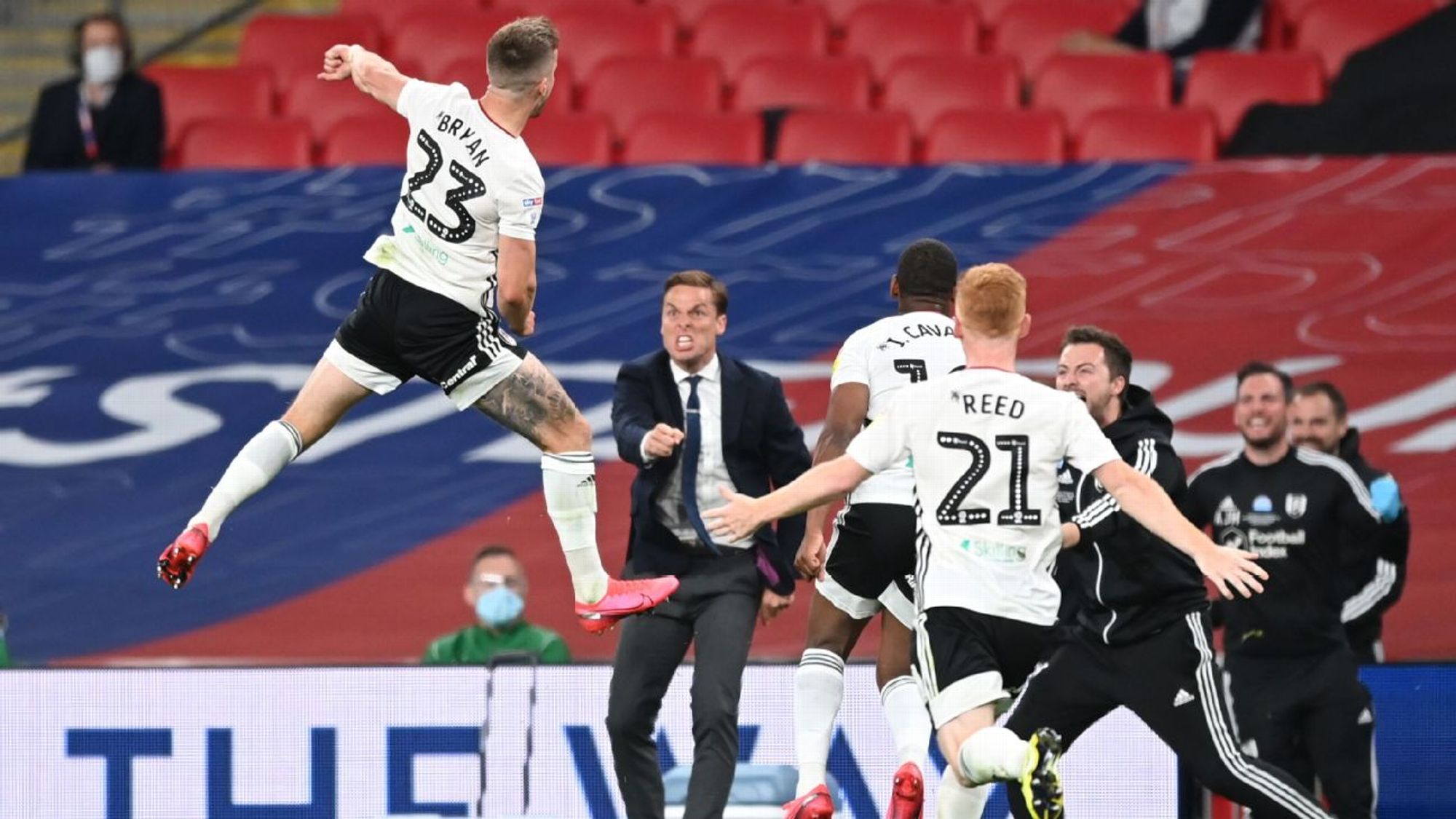 犹如敲响了 犹如敲响了